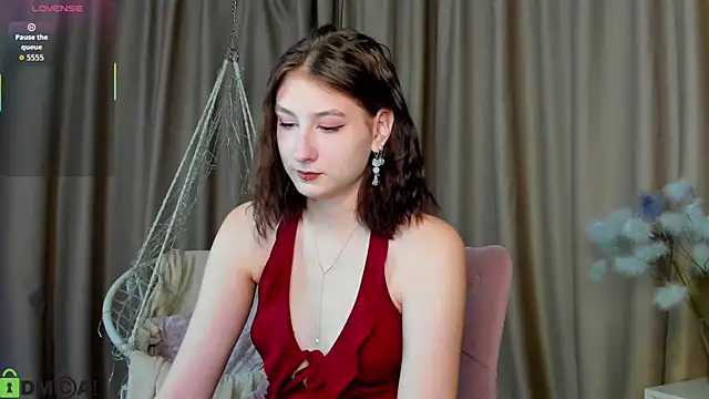 May Yam online show from November 17, 2025, 12:49 am