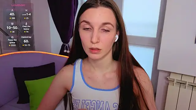 Eva  Blare online show from April 6, 2026, 4:46 am