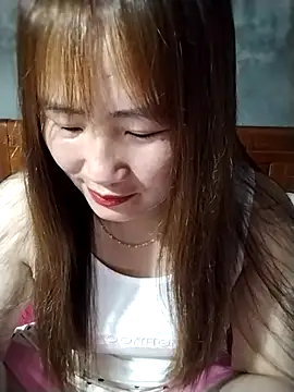 emini-xx online show from April 14, 2026, 1:50 pm