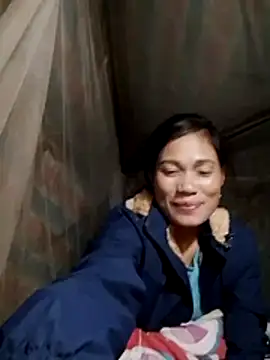 doggy-00 online show from November 30, 2025, 1:04 pm