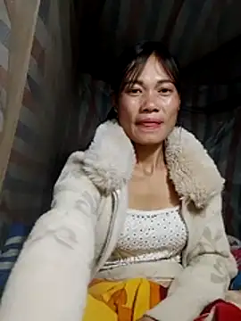 doggy-00 online show from February 8, 2026, 11:08 pm