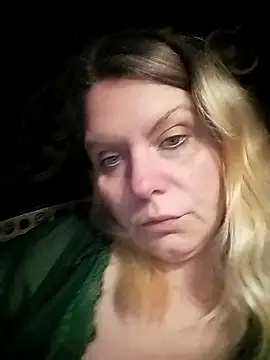 Snapshot of Lana-murr chatting on January 9, 2026, 8:21 pm Lana-murr online show from January 9, 2026, 8:21 pm