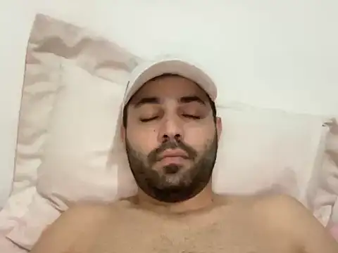 Snapshot of HotCamBR@xh chatting on October 28, 2025, 1:36 pm HotCamBRxh online show from October 28, 2025, 1:36 pm