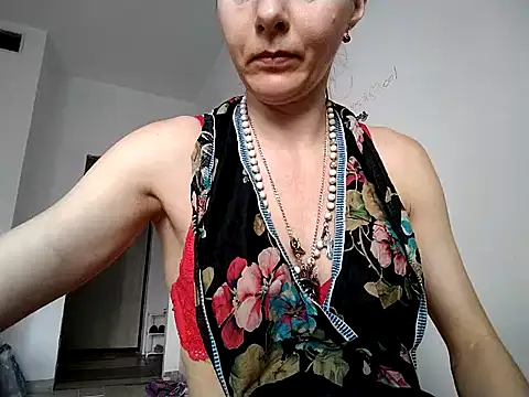 Anneta280671 online show from July 21, 2026, 7:32 am