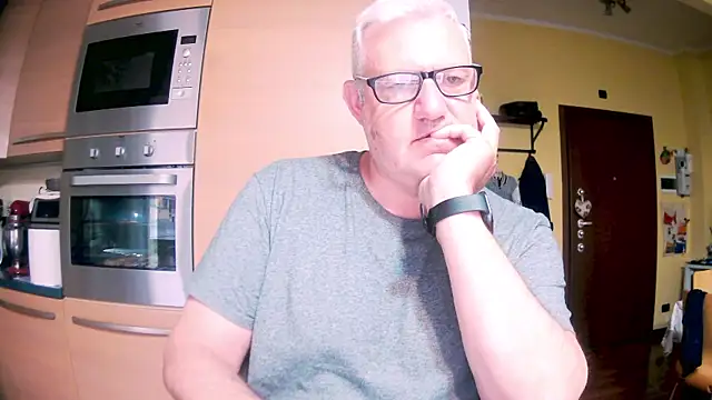 Diegoriv71 online show from June 2, 2026, 4:58 am