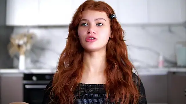 YettaCalabria online show from November 24, 2025, 11:21 am