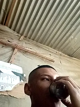 Yordiparra online show from June 11, 2026, 12:47 pm