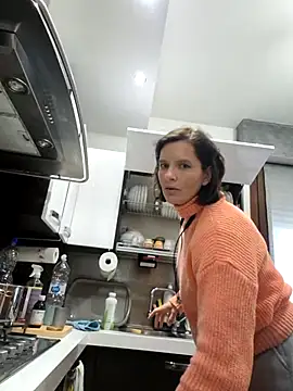 Piediniecollant online show from November 22, 2025, 1:54 pm