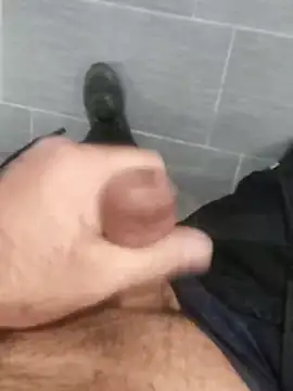 Snapshot of centro6891 chatting on February 10, 2026, 7:56 am centro6891 online show from February 10, 2026, 7:56 am