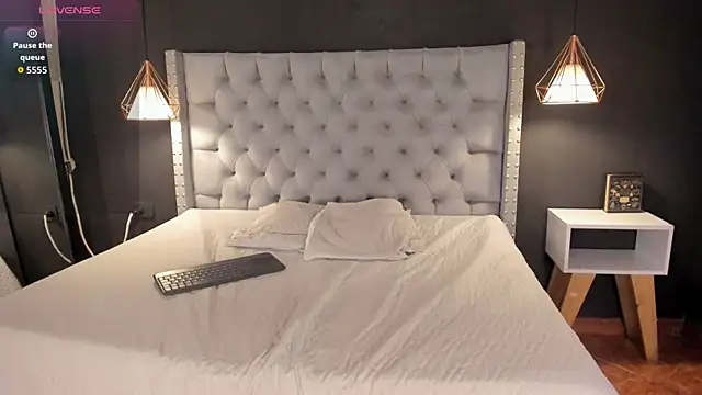 Snapshot of Angy-Avila chatting on January 11, 2026, 11:37 am Angy-Avila online show from January 11, 2026, 11:37 am