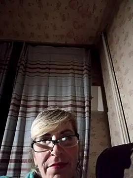 Georgette466 online show from November 13, 2025, 6:07 pm