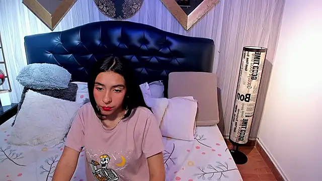 Snapshot of shirley_sweet_ chatting on October 30, 2025, 7:58 pm shirley sweet  online show from October 30, 2025, 7:58 pm