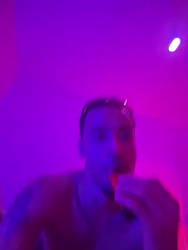 HickPietro online show from April 19, 2026, 11:29 pm