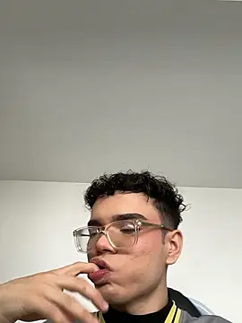 Snapshot of Matthew_Foxx_ chatting on October 30, 2025, 6:30 pm Matthew Foxx online show from October 30, 2025, 6:30 pm