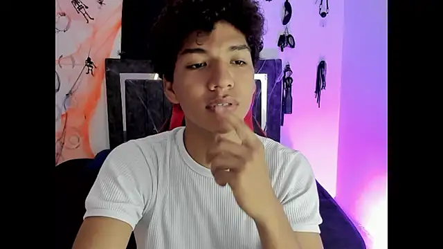 Maximiliano Khalil online show from November 6, 2025, 2:29 pm