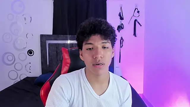 Maximiliano Khalil online show from November 10, 2025, 7:46 pm