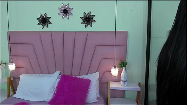 Kim Luna1 online show from March 13, 2026, 11:39 am