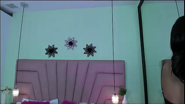 Kim Luna1 online show from March 15, 2026, 12:00 pm