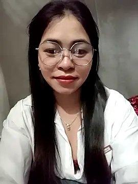 Bamboo-niee123 online show from March 15, 2026, 11:00 pm