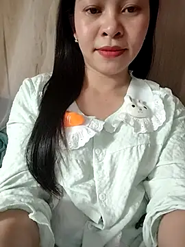 Bamboo-niee123 online show from April 5, 2026, 5:48 am