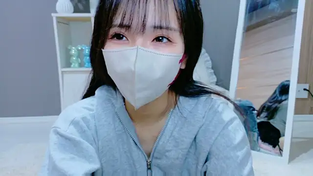 Mimi-Dreammood online show from December 2, 2025, 10:05 pm