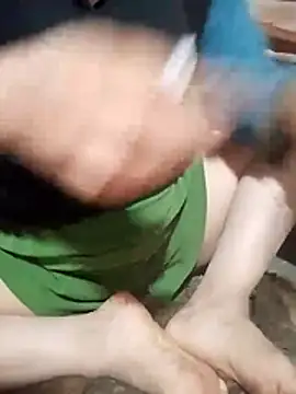 -Hazel-123 online show from December 3, 2025, 12:58 pm