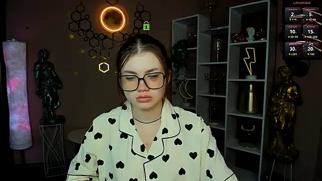 isabel wave online show from April 15, 2026, 7:21 pm