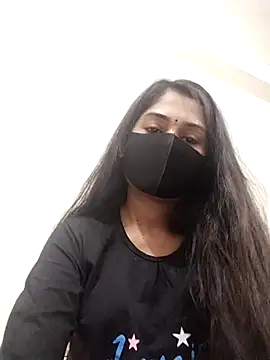 Green LaDY66 online show from November 29, 2025, 6:27 am