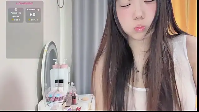 zhnlky online show from December 22, 2025, 6:43 am