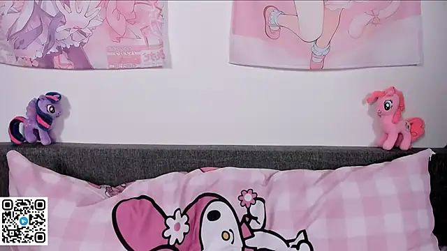 Snapshot of ophelia_amber chatting on March 3, 2026, 3:56 am ophelia amber online show from March 3, 2026, 3:56 am