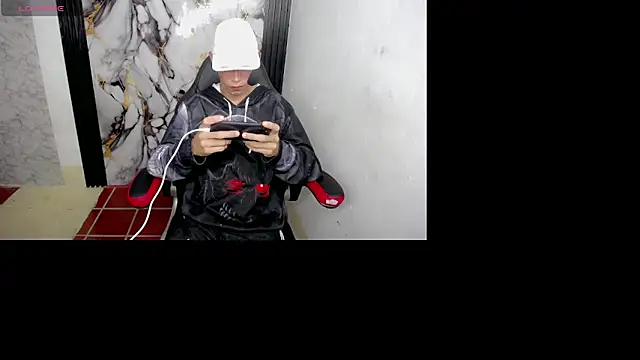 The latin boy online show from December 20, 2025, 3:35 am