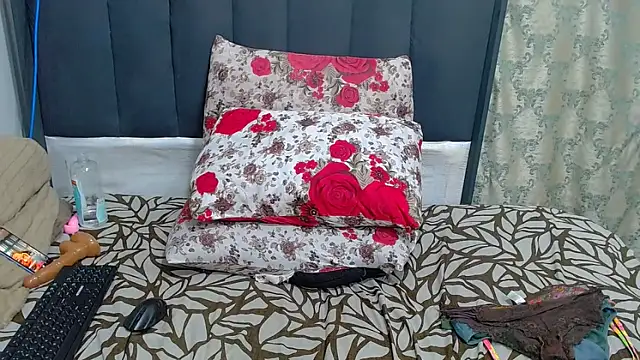 SwaziBeauty online show from November 9, 2025, 1:48 am