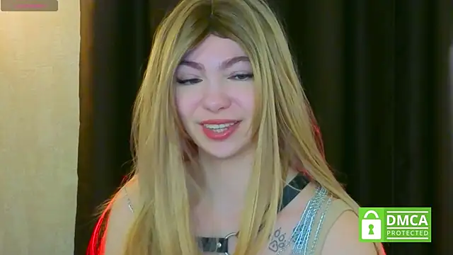 sophiaxoxo online show from October 29, 2025, 10:17 am