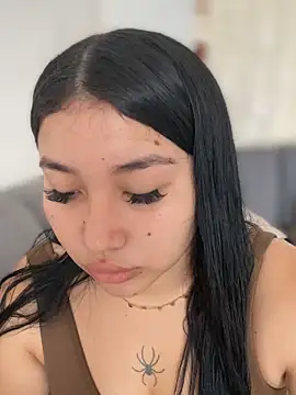 Vickybon online show from November 28, 2025, 3:04 pm