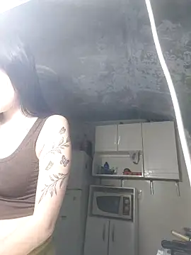 MiluUcrania online show from November 7, 2025, 3:39 am