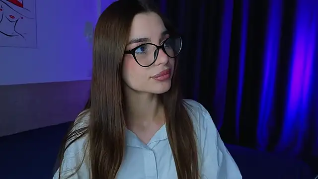 LauraHansil online show from May 24, 2026, 7:08 pm