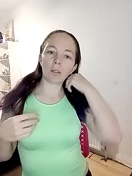 DeepestFantisy x online show from November 12, 2025, 12:16 pm