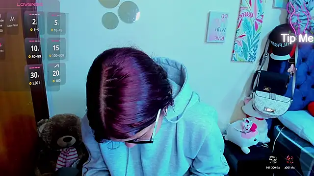 Emma boo online show from December 16, 2025, 2:55 pm