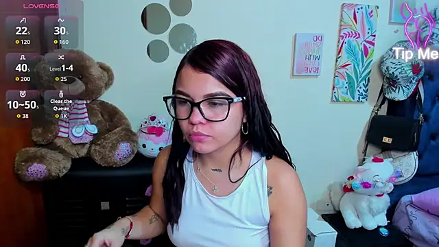 Emma boo online show from January 14, 2026, 10:36 pm