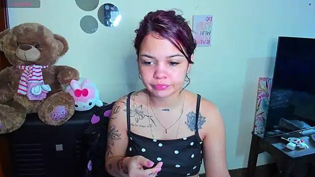 Emma boo online show from April 15, 2026, 4:14 pm