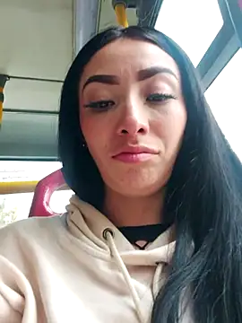 Moon And Sunn online show from November 13, 2025, 4:28 pm