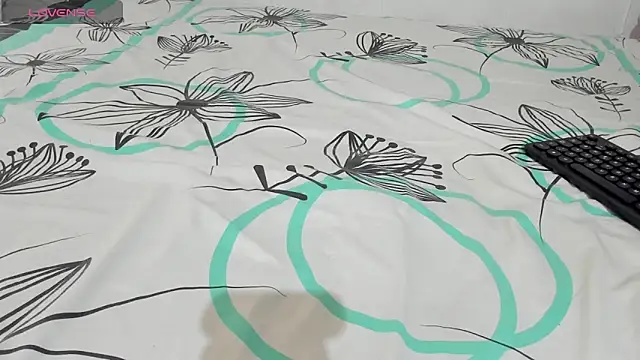 sexynova 93 online show from February 5, 2026, 7:07 pm