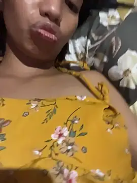 hottiebabe23 online show from December 22, 2025, 1:24 am