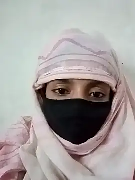 Snapshot of Quenn-Jiya752 chatting on November 4, 2025, 9:52 am Quenn-Jiya752 online show from November 4, 2025, 9:52 am