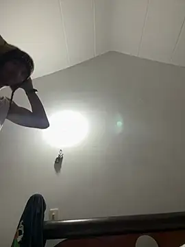 Snapshot of Harry69melon chatting on February 22, 2026, 4:02 am Harry69melon online show from February 22, 2026, 4:02 am