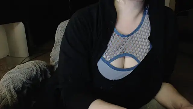 Skyl31 online show from November 17, 2025, 4:40 am