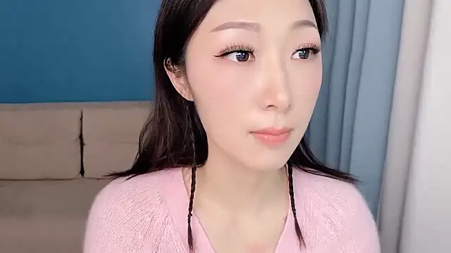 ella55-- online show from March 27, 2026, 8:26 am