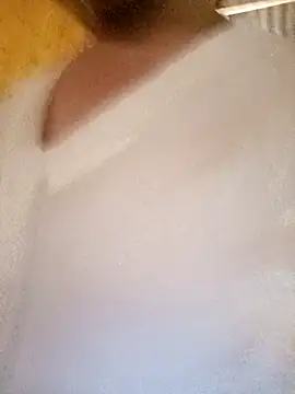 julybe online show from April 8, 2026, 5:51 am