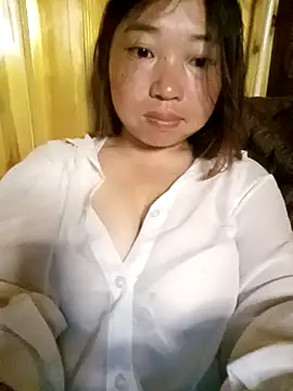 julybe online show from May 17, 2026, 2:46 pm