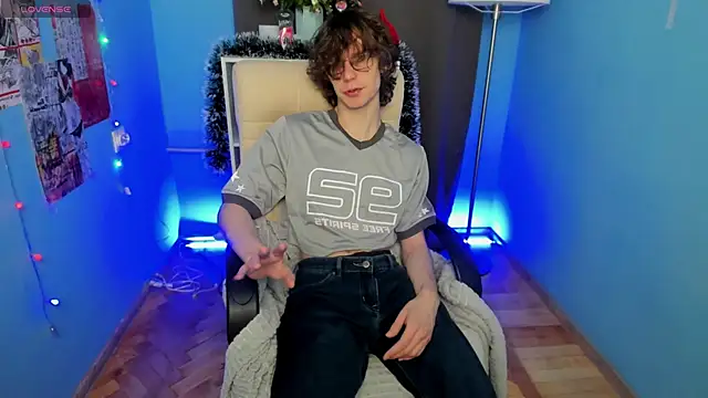 LeoBensyten online show from November 28, 2025, 2:09 pm